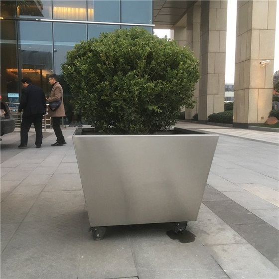 济南金属花箱定制